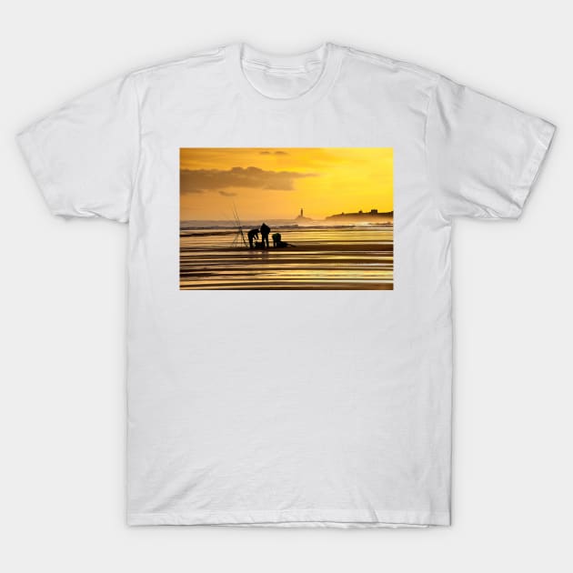 Fishermen at daybreak T-Shirt by Violaman